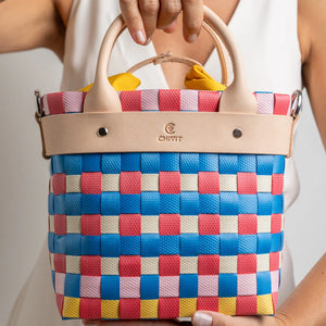 Aperlai Basket Bag / Blue Coral