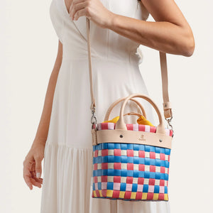 Aperlai Basket Bag / Blue Coral